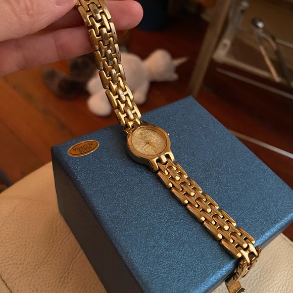 Joan Rivers Watch - Picture 7 of 8